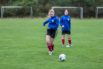 Bild 30 - B-Juniorinnen SG Mittelholstein - SV Frisia 03 Risum-Lindholm : Ergebnis: 1:12